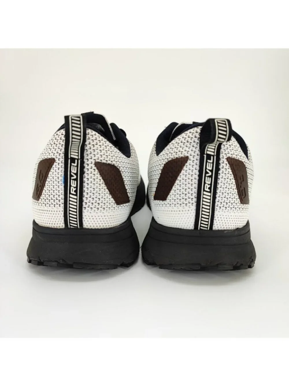 Brooks Revel 4 Women's Size 10.5 US Running Shoes Knit Black White 1203371B121